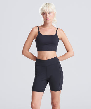 Women’s recycled tech shorts