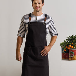 Clip ‘n’ Clasp cross-back bib apron
