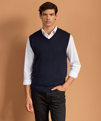 Sleeveless knitted sweater